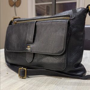 Vintage Fossil Black Leather Messenger Bag with Gold Accents- W Dust Bag